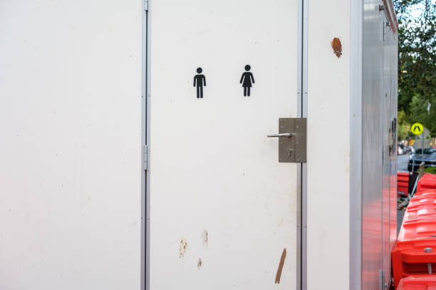 Best Restroom trailer rental cost  in Lipatria, CA